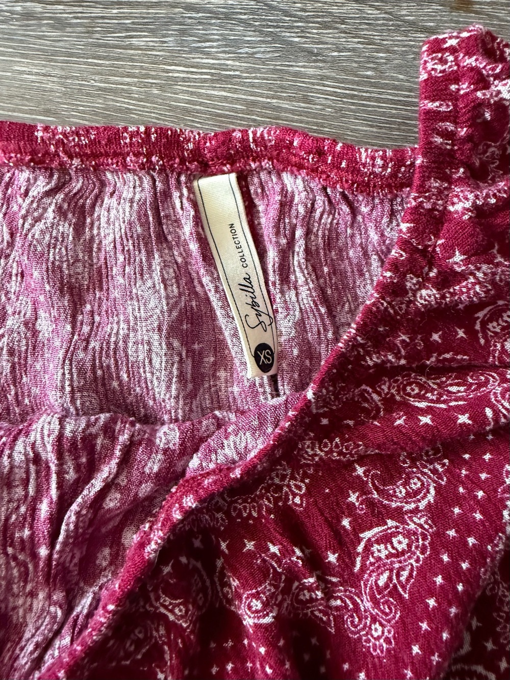Women’s Off-Shoulder Red Paisley Ruffle Top - Picture 2 of 3